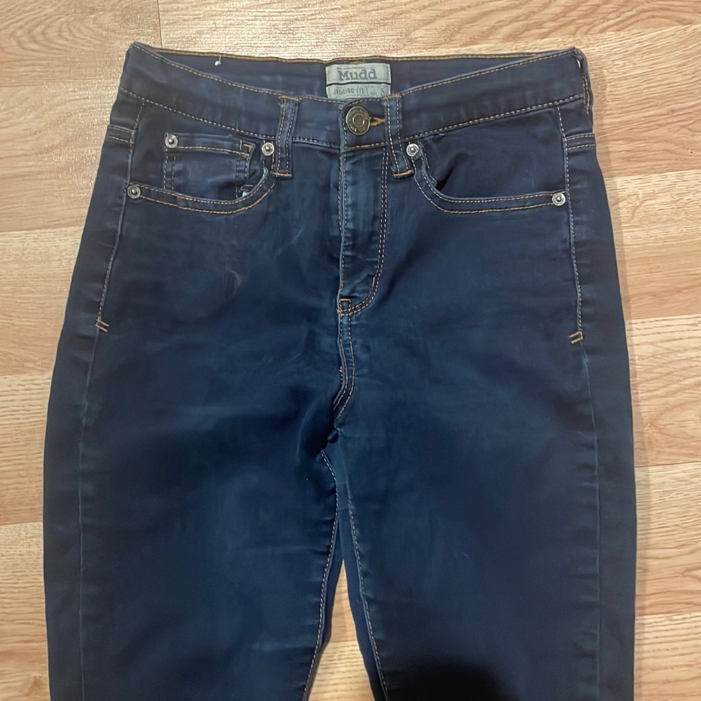 Blue skinny jeans